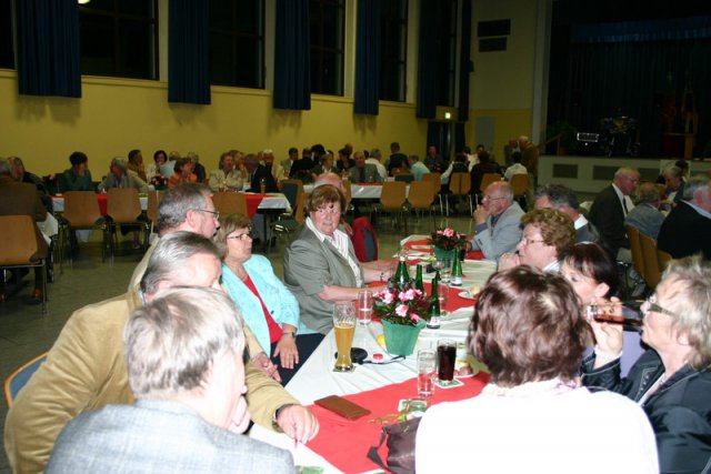 ehemaligentreffen_2010_05_29-302